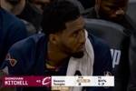 咋回事？米切尔场均30.9分联盟第5&命中率51% 本场仅2分&7中1