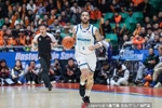突然发力！青岛第三节火力全开轰27-12攻击波 分差拉开到20+